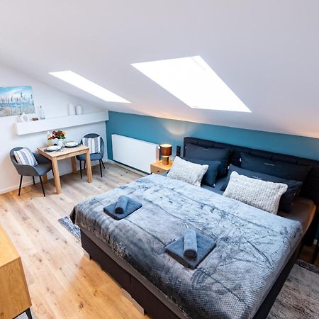 Sweethome - Zentral - Kueche & Parkplatz, Wifi Halle  Exteriör bild