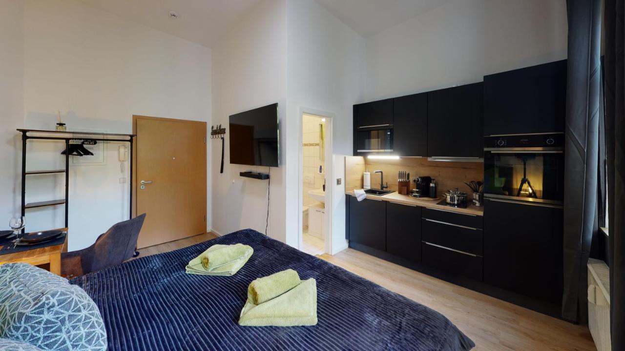 Sweethome - Zentral - Kueche & Parkplatz, Wifi Halle  Exteriör bild