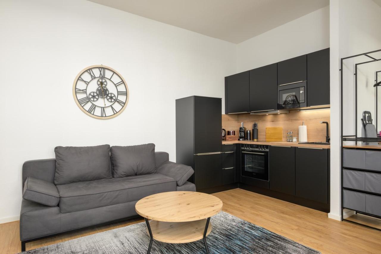 Sweethome - Zentral - Kueche & Parkplatz, Wifi Halle  Exteriör bild