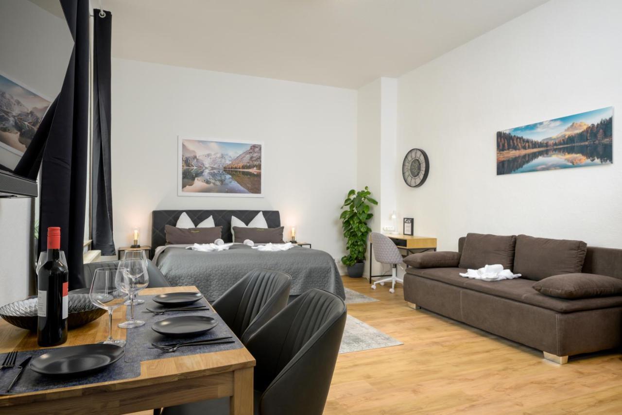 Sweethome - Zentral - Kueche & Parkplatz, Wifi Halle  Exteriör bild