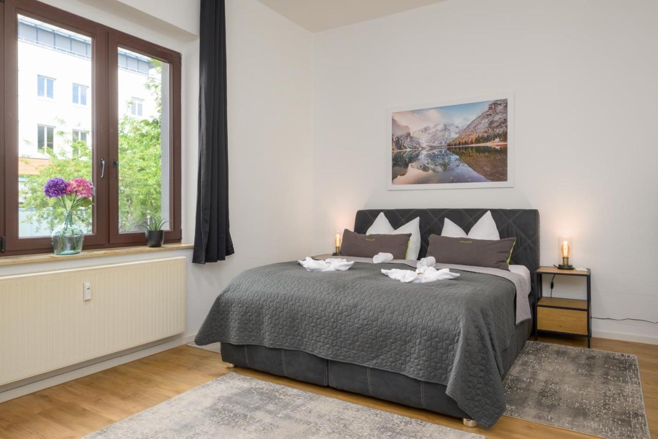 Sweethome - Zentral - Kueche & Parkplatz, Wifi Halle  Exteriör bild