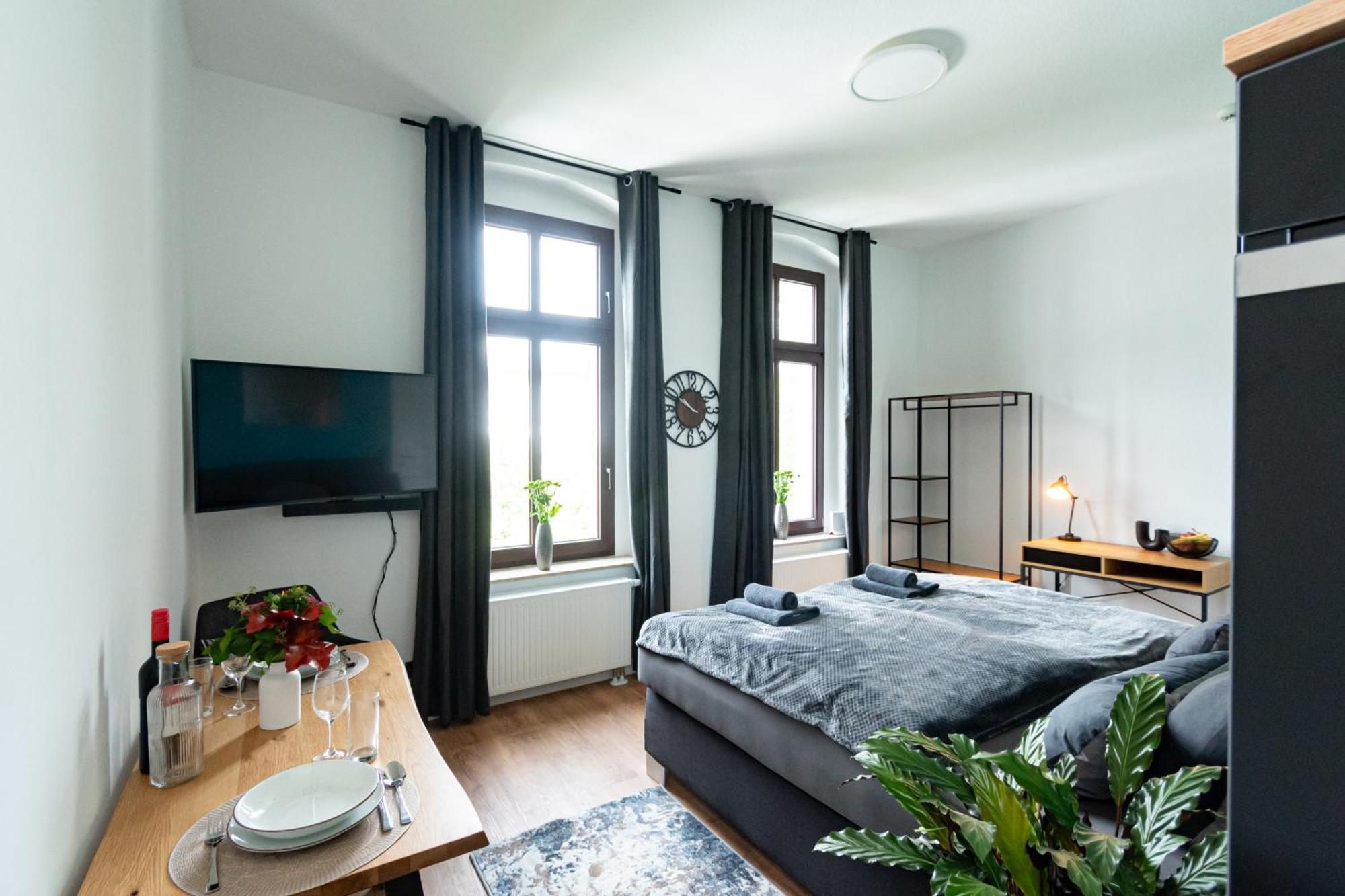 Sweethome - Zentral - Kueche & Parkplatz, Wifi Halle  Exteriör bild